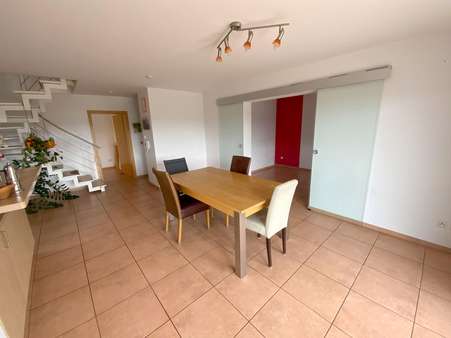 ... mit angrenzendem Essen ... mit angrenzendem Essen - Erdgeschosswohnung in 75177 Pforzheim mit 198m² kaufen
