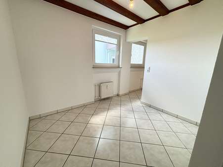 Essbereich neben der Küche Essbereich neben der Küche - Etagenwohnung in 75417 Mühlacker mit 84m² kaufen