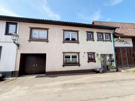 Ihr neues Zuhause in der Natur Ihr neues Zuhause in der Natur - Reihenmittelhaus in 76332 Bad Herrenalb mit 134m² kaufen
