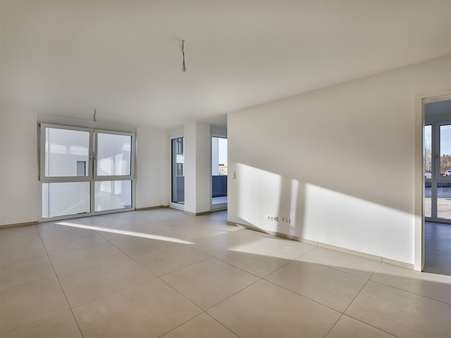 Wohn- und Essbereich - Etagenwohnung in 75328 Schömberg mit 87m² kaufen