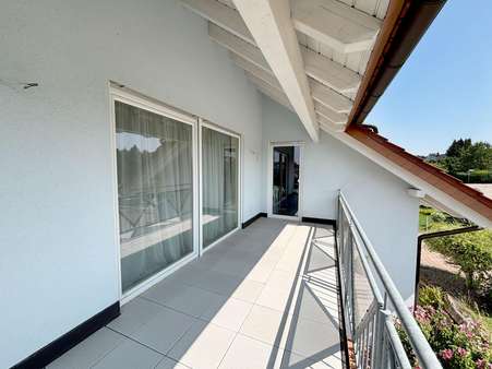 Südbalkon Südbalkon - Einfamilienhaus in 75181 Pforzheim mit 140m² kaufen