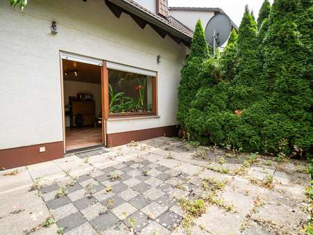 EG - Terrassenbereich EG - Terrassenbereich - Zweifamilienhaus in 75181 Pforzheim mit 137m² kaufen