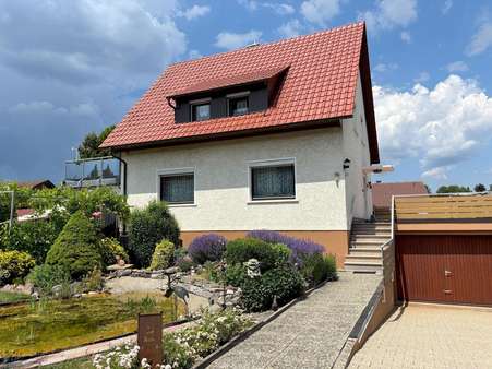 Hausansicht Hausansicht - Einfamilienhaus in 75382 Althengstett mit 123m² kaufen