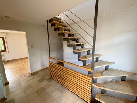 Eingangsbereich - Einfamilienhaus in 75228 Ispringen mit 97m² kaufen