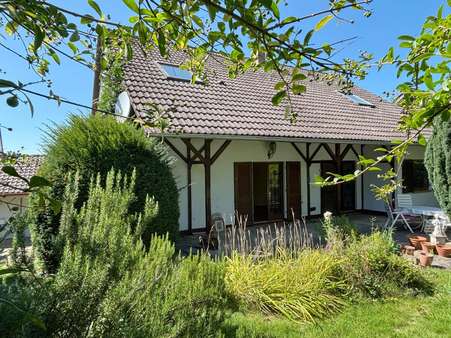 Sommer, Sonne, Garten - Einfamilienhaus in 75449 Wurmberg mit 150m² kaufen
