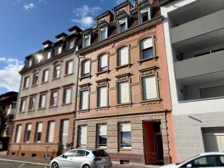 renditestarke Kapitalanlage renditestarke Kapitalanlage - Mehrfamilienhaus in 75177 Pforzheim, Nordstadt mit 430m² kaufen