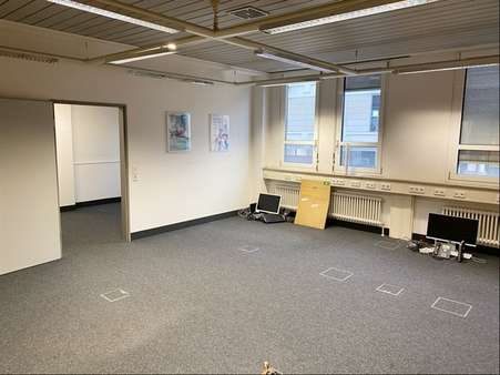 Ihr neuer Arbeitsplatz - Büro in 75365 Calw mit 189m² mieten