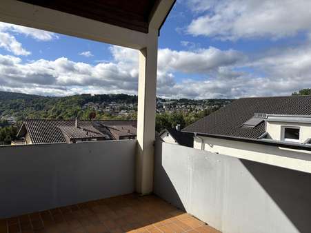 Tolle Aussicht vom Balkon Tolle Aussicht vom Balkon - Dachgeschosswohnung in 75173 Pforzheim mit 79m² kaufen