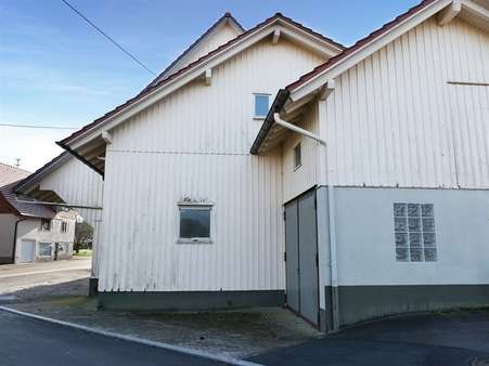 Seitenansicht - Bauernhaus in 72213 Altensteig mit 192m² kaufen