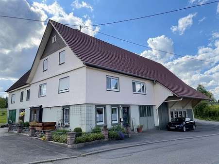 Viel Platz im neuen Zuhause - Bauernhaus in 72213 Altensteig mit 192m² kaufen