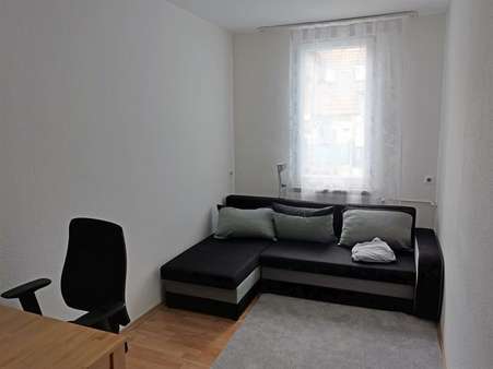 Zimmer Wohnung 1 - Mehrfamilienhaus in 75180 Pforzheim mit 250m² kaufen