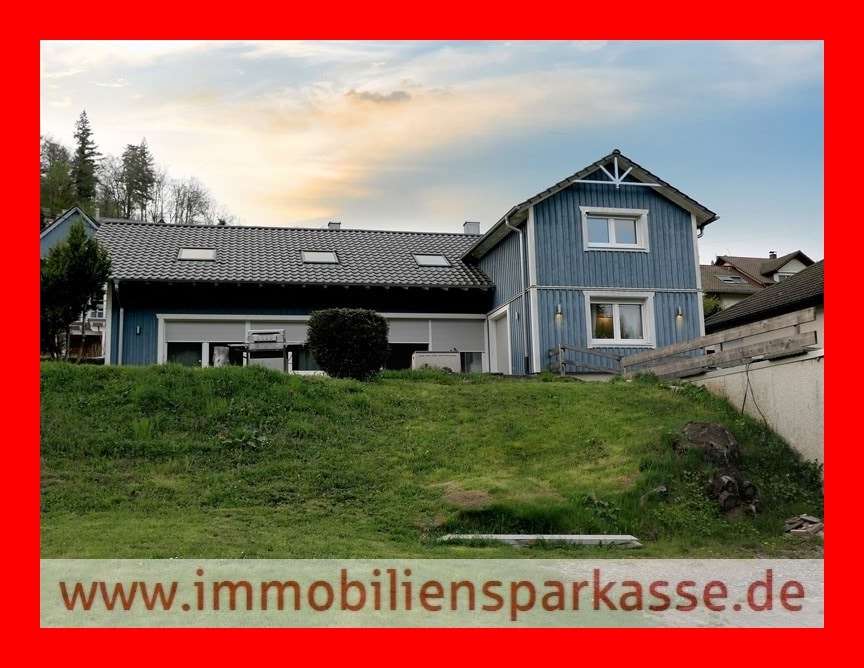 Hausansicht - Einfamilienhaus in 75399 Unterreichenbach mit 245m² kaufen