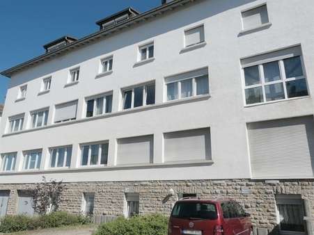 Hausansicht - Etagenwohnung in 75179 Pforzheim mit 85m² kaufen