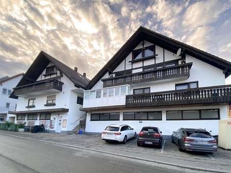 Gebäudeensemble - Mehrfamilienhaus in 75397 Simmozheim mit 675m² kaufen