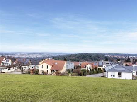 Ostblick mit Aussicht - Grundstück in 75180 Pforzheim mit 450m² kaufen