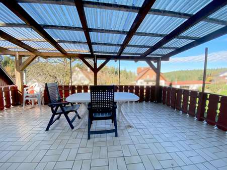 riesige Terrasse - Einfamilienhaus in 75394 Oberreichenbach mit 154m² kaufen