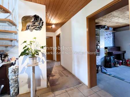 Flur Flur - Maisonette-Wohnung in 68167 Mannheim mit 118m² kaufen