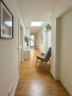 Flur Flur - Etagenwohnung in 68161 Mannheim mit 189m² kaufen