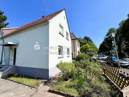 Gesamthaus Gesamthaus - Zweifamilienhaus in 68259 Mannheim mit 154m² kaufen