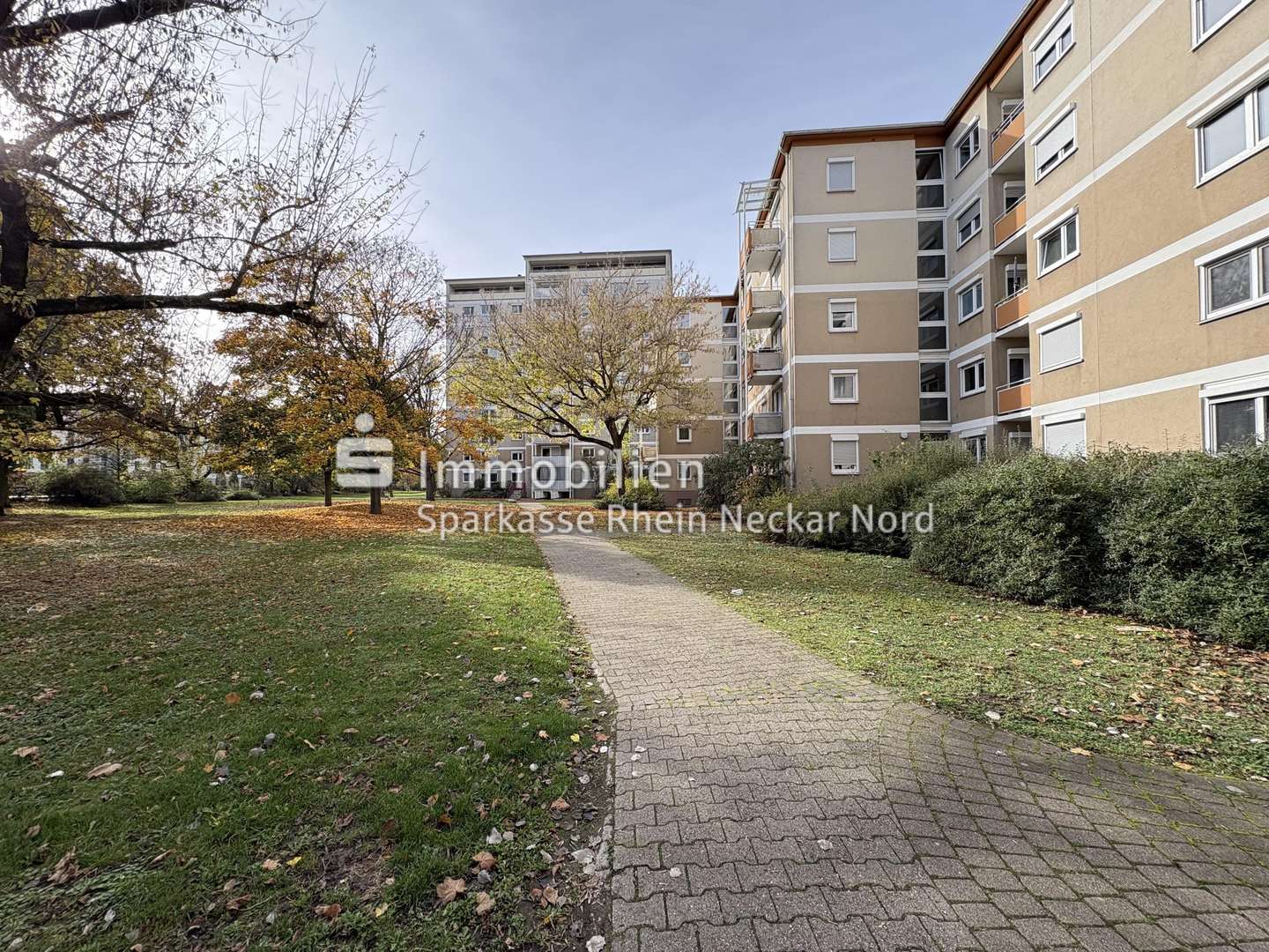 Außen Außen - Etagenwohnung in 67061 Ludwigshafen mit 77m² kaufen