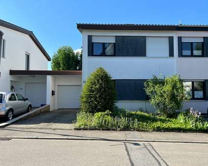 Hausansicht - Doppelhaushälfte in 69469 Weinheim mit 110m² kaufen