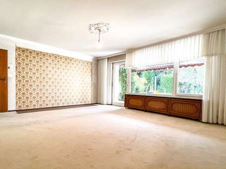 Wohnzimmer - Doppelhaushälfte in 69469 Weinheim mit 110m² kaufen