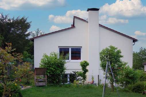 Seitenansicht - Einfamilienhaus in 69181 Leimen mit 208m² kaufen