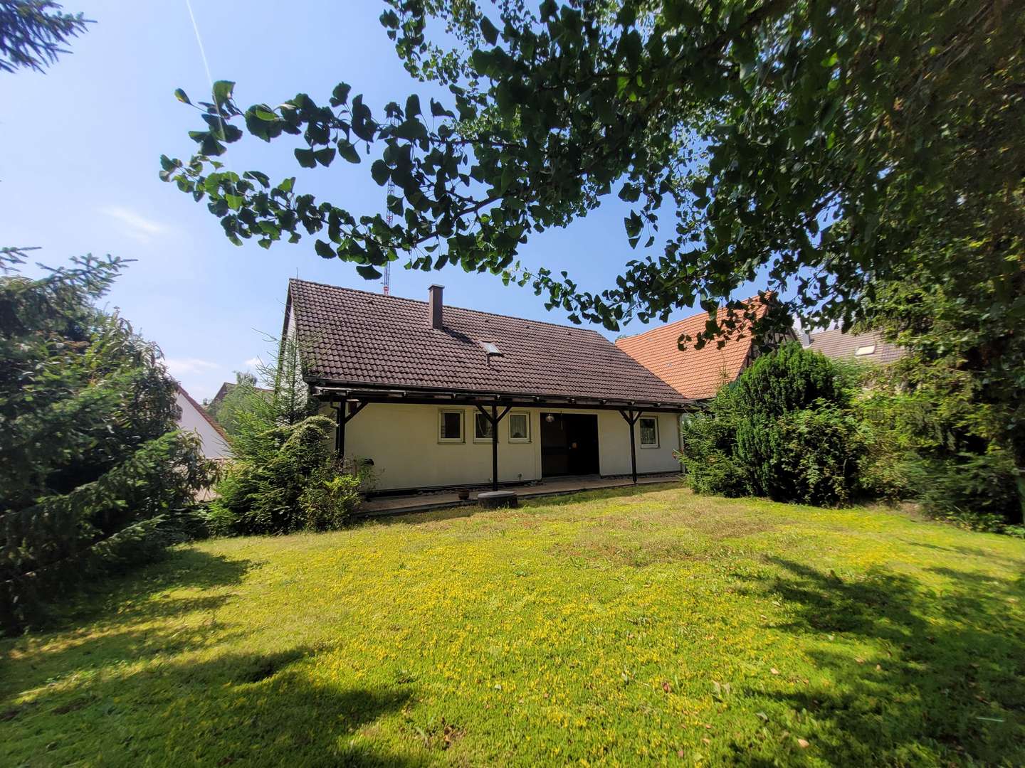 Ansicht Gartenseite - Zweifamilienhaus in 69234 Dielheim mit 375m² kaufen