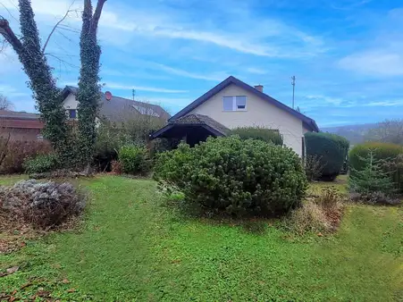 Sanierungsbed., kleineres Einfamilienhaus mit tollem Garten in ruhiger Sackgassenlage von Hoffenheim