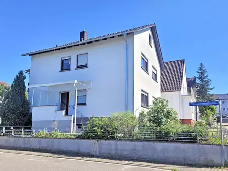 Hübsches, älteres 1- bis 2-Familienhaus mit Garten in ruhiger Lage von Rauenberg-Malschenberg