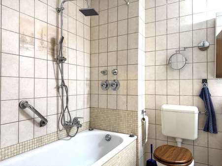 Bad - Etagenwohnung in 69226 Nußloch mit 78m² kaufen