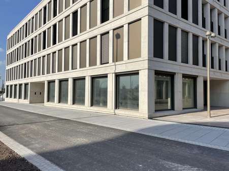 Ansicht Ansicht - Ladenlokal in 69115 Heidelberg mit 379m² mieten