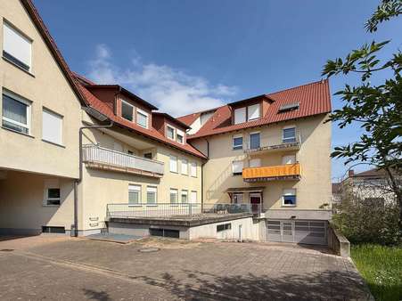 Rückansicht Rückansicht - Etagenwohnung in 68789 Sankt Leon-Rot mit 117m² kaufen