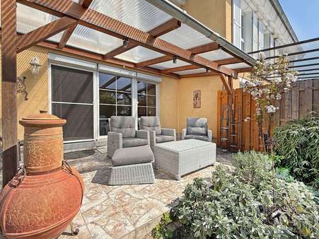 Terrasse - Reihenendhaus in 68799 Reilingen mit 127m² kaufen