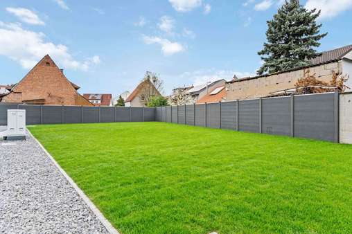 Garten - Wohnung in 68789 Sankt Leon-Rot mit 116m² kaufen
