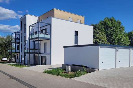 Seitenansicht - Erdgeschosswohnung in 69256 Mauer mit 106m² kaufen
