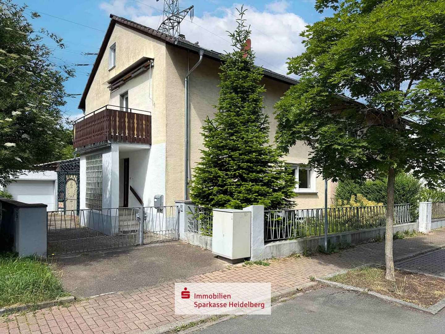 20490 Titelbild - Zweifamilienhaus in 69214 Eppelheim mit 116m² kaufen