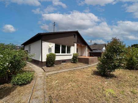 Garten_Terrasse Garten_Terrasse - Bungalow in 69190 Walldorf mit 122m² kaufen