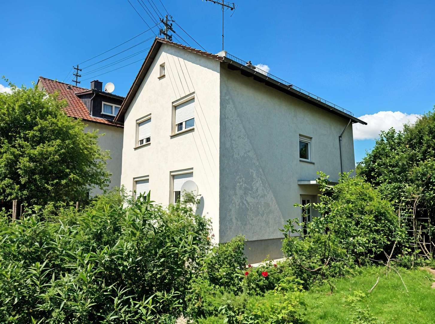 Seitenansicht Garten  (KI) - Einfamilienhaus in 69168 Wiesloch mit 95m² kaufen