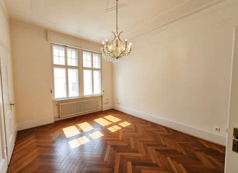 Renovierungsbeispiel - Bürofläche in 69115 Heidelberg mit 221m² mieten