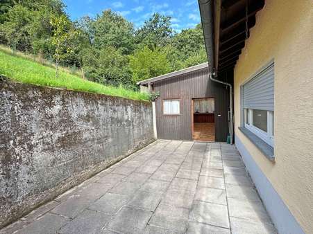 Terrasse Terrasse - Zweifamilienhaus in 69250 Schönau mit 270m² kaufen