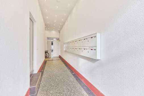 Hauseingang Hauseingang - Mehrfamilienhaus in 68167 Mannheim mit 804m² als Kapitalanlage kaufen