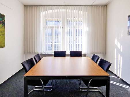 Besprecher - Bürofläche in 69115 Heidelberg mit 140m² mieten