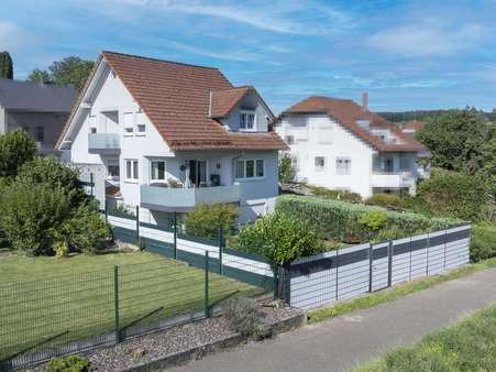Hausansicht Vogelperspektive - Doppelhaushälfte in 69234 Dielheim mit 162m² kaufen