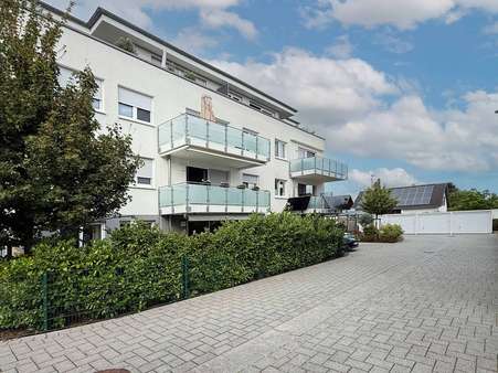 Seitenansicht - Etagenwohnung in 68809 Neulußheim mit 108m² kaufen