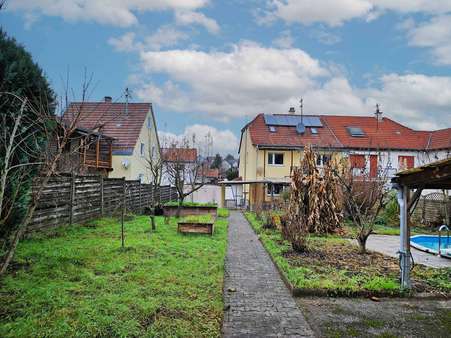 Garten Winter - Zweifamilienhaus in 69168 Wiesloch mit 102m² kaufen