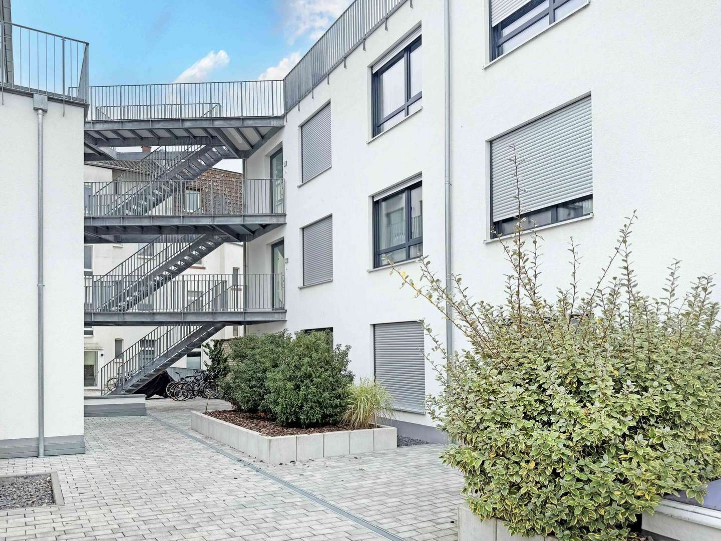 Hausansicht - Zins in 68165 Mannheim mit 0m² als Kapitalanlage kaufen