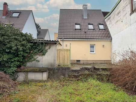 Rückansicht - Einfamilienhaus in 68766 Hockenheim mit 84m² kaufen