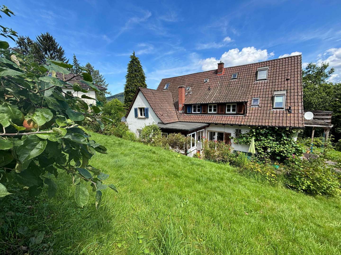 Hausansicht - Zweifamilienhaus in 69118 Heidelberg mit 337m² kaufen