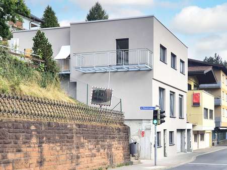 Hausansicht - Etagenwohnung in 69118 Heidelberg mit 98m² kaufen